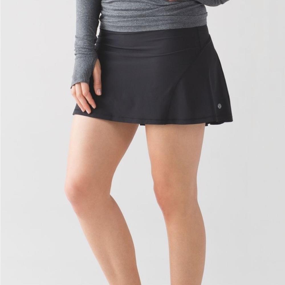 Lululemon circuit breaker tennis skirt